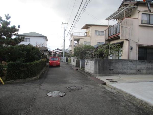 松山市市坪南１丁目の中古一戸建て