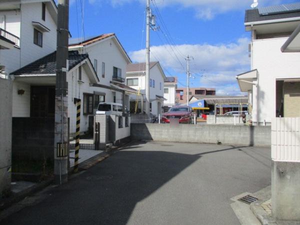 松山市松末１丁目の中古一戸建て