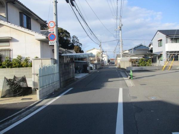 松山市高岡町の中古一戸建て