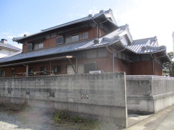 東温市田窪