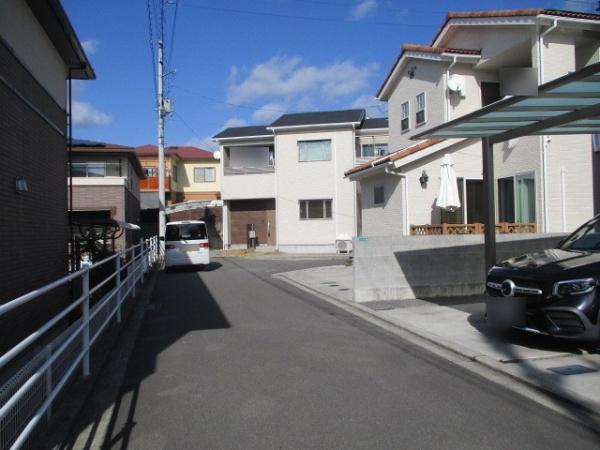 松山市畑寺１丁目の中古一戸建て