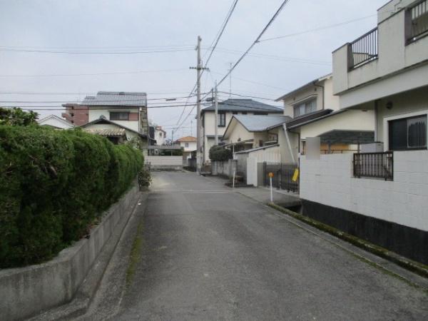 松山市水泥町の中古一戸建て