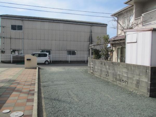 松山市志津川町の中古一戸建て