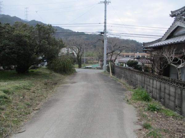 東温市則之内甲の中古一戸建て
