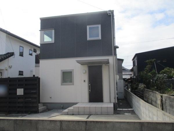 松山市久保田町の中古一戸建て
