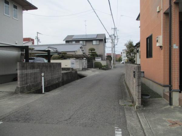 松山市小坂４丁目の中古一戸建て