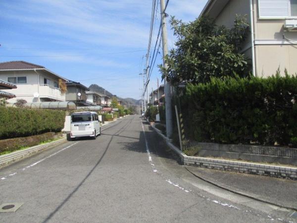 松山市湯の山６丁目の中古一戸建て
