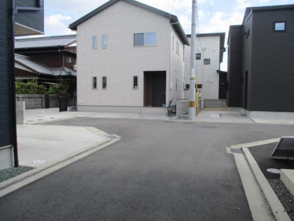 松山市市坪北２丁目の中古一戸建て