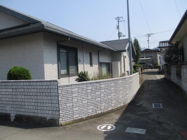 伊予郡砥部町大南