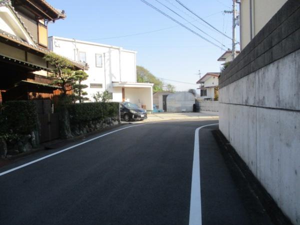 松山市吉藤２丁目の中古一戸建て