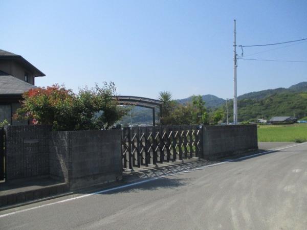 松山市平井町の中古一戸建て