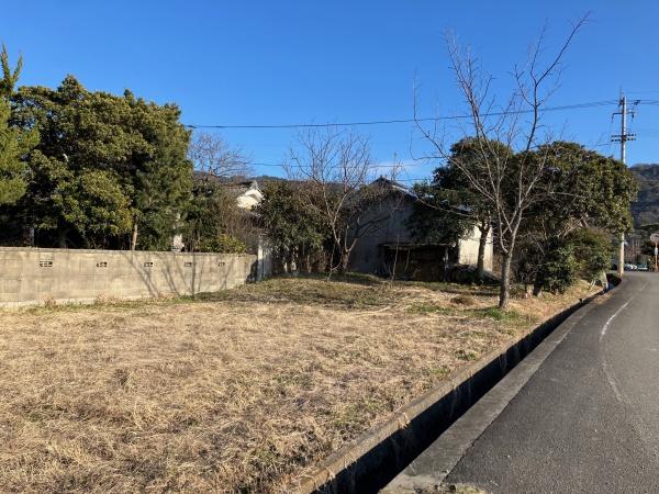 伊予市上三谷の土地