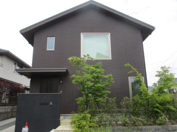 松山市湯の山東２丁目の中古一戸建て