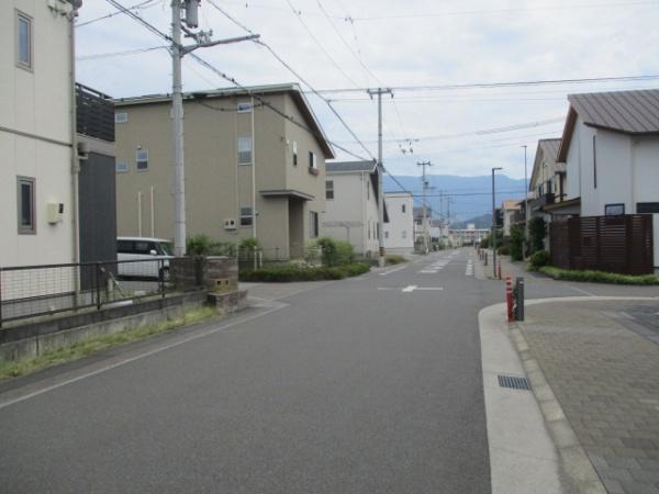 東温市志津川南３丁目の中古一戸建て