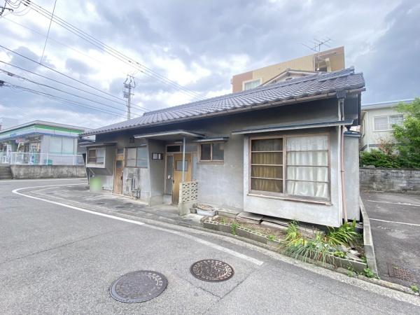 松山市束本２丁目の土地