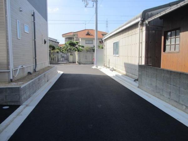 伊予郡松前町大字筒井　２号棟