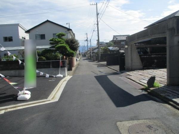 伊予郡松前町大字筒井　４号棟