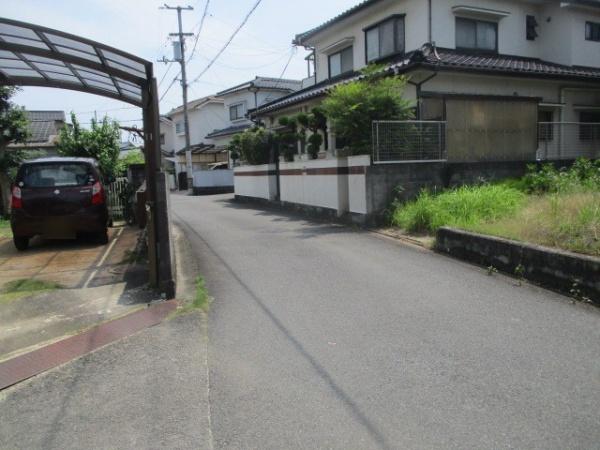 松山市星岡４丁目の中古一戸建て