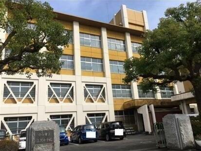 今治市北鳥生町１丁目の中古一戸建て