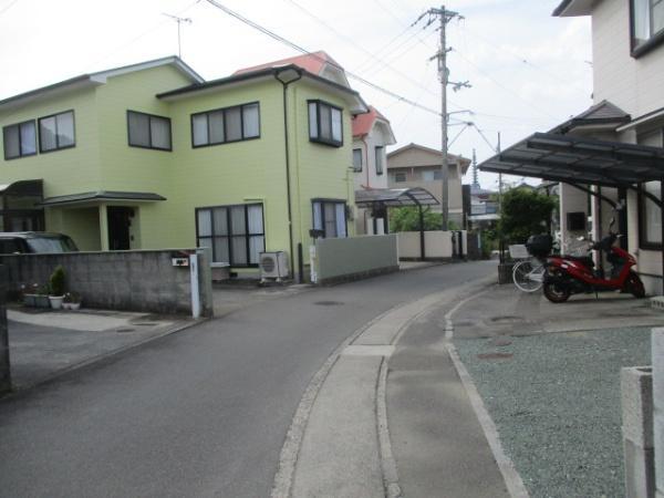 松山市星岡３丁目の中古一戸建て