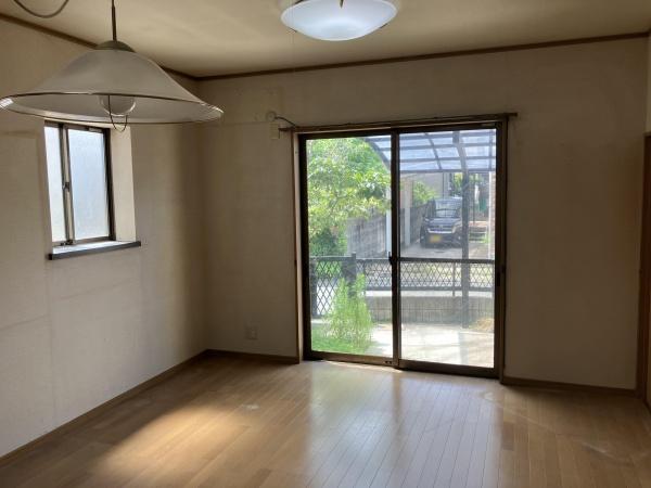 松山市三町３丁目の中古一戸建て
