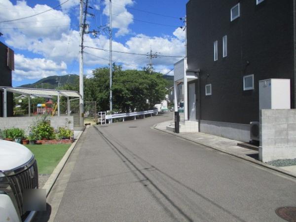 松山市東野３丁目の中古一戸建て