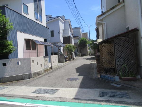 松山市吉藤２丁目の中古一戸建て