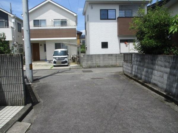 松山市越智３丁目の中古一戸建て