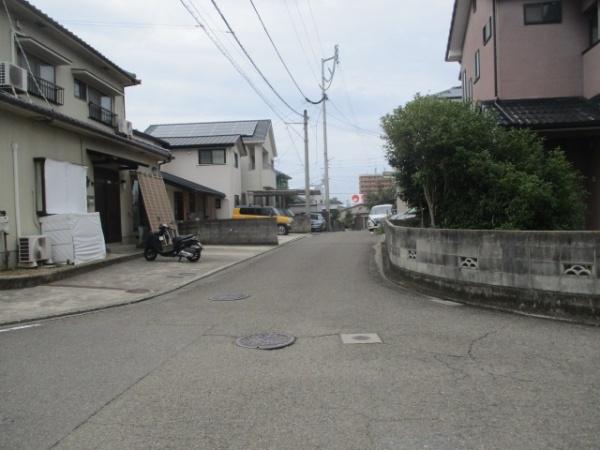 松山市朝日ケ丘２丁目の中古一戸建て