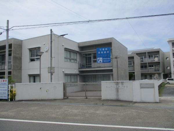 和気町２丁目(松山市立和気小学校)