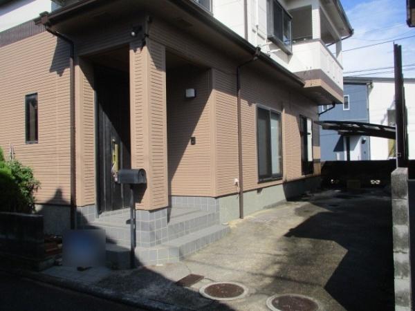 松山市高岡町の中古一戸建て