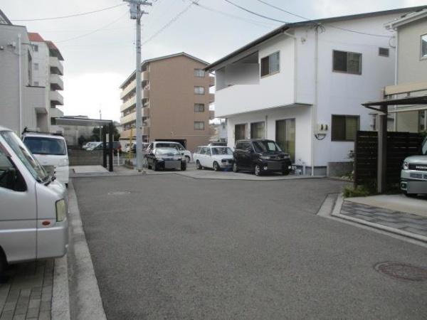 松山市和泉北４丁目の中古一戸建て