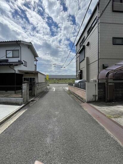 松山市市坪南３丁目の中古一戸建て