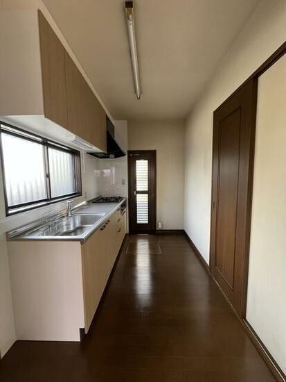 松山市市坪南３丁目の中古一戸建て