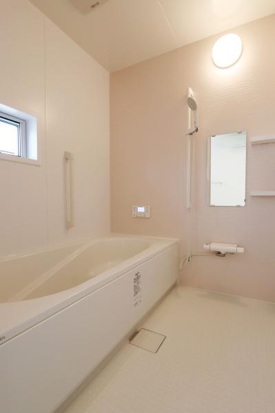 松山市鷹子町の中古一戸建て