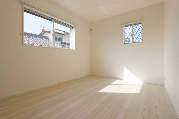 松山市鷹子町の中古一戸建て