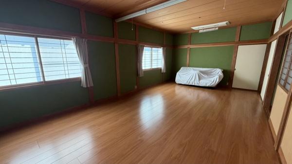 松山市西垣生町の中古一戸建て