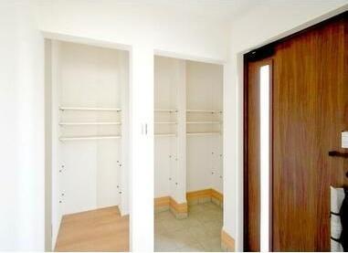 松山市久米窪田町の新築一戸建