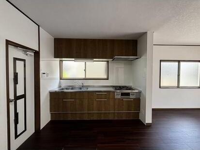 松山市別府町の中古一戸建て