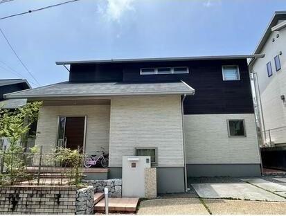 松山市南白水３丁目の中古一戸建て