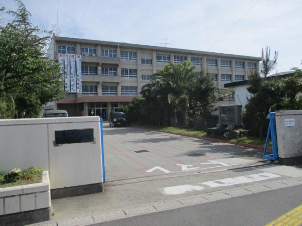 松山市古三津１丁目の中古一戸建て(松山市立三津浜中学校)