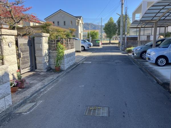 松山市上市１丁目の中古一戸建て