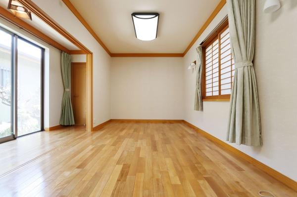 松山市上市１丁目の中古一戸建て