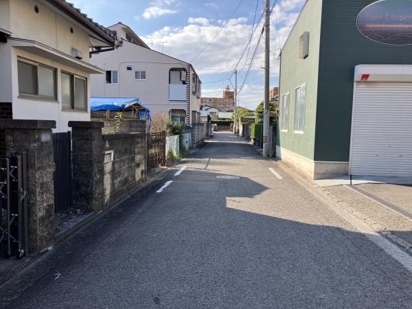 松山市束本２丁目の中古一戸建て