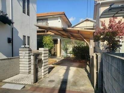 松山市和泉南４丁目の中古一戸建