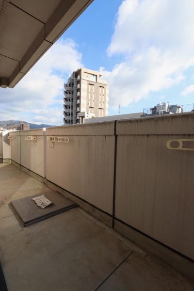 松山市持田町１丁目の中古一戸建て