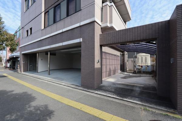 松山市持田町１丁目の中古一戸建て