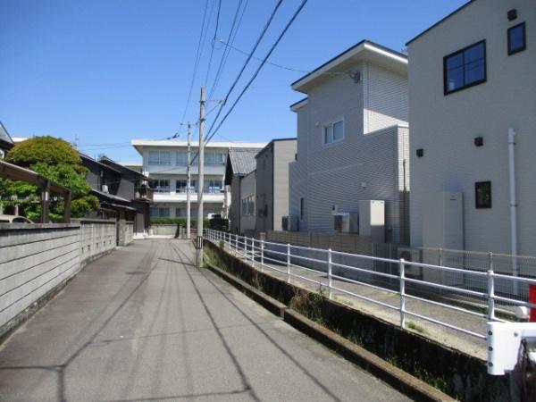 高岡町