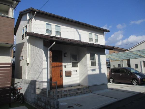 松山市北梅本町の中古一戸建て