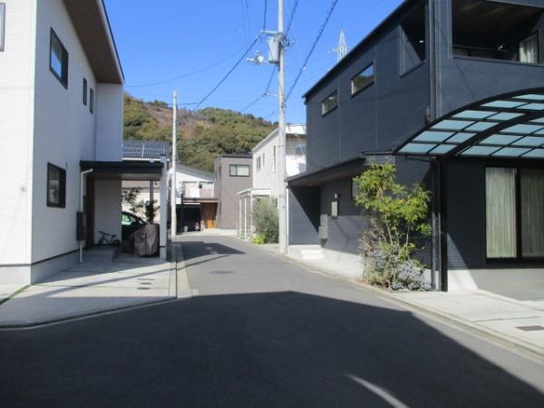 松山市高岡町の中古一戸建て